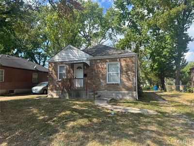 37 Lee Ave, Saint Louis, MO, 63135