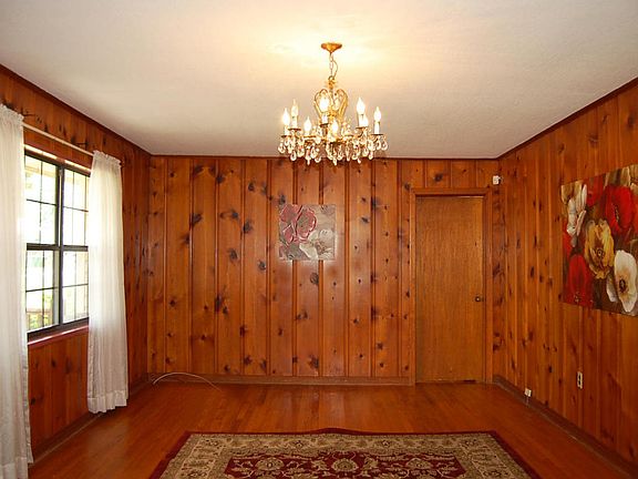 5th image of 309 Park Ave