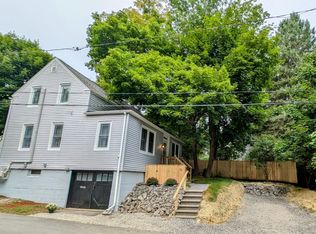15 Highland Ln, Bangor, ME 04401