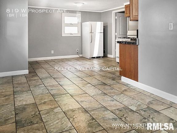 3rd image of 819 Prospect Ave