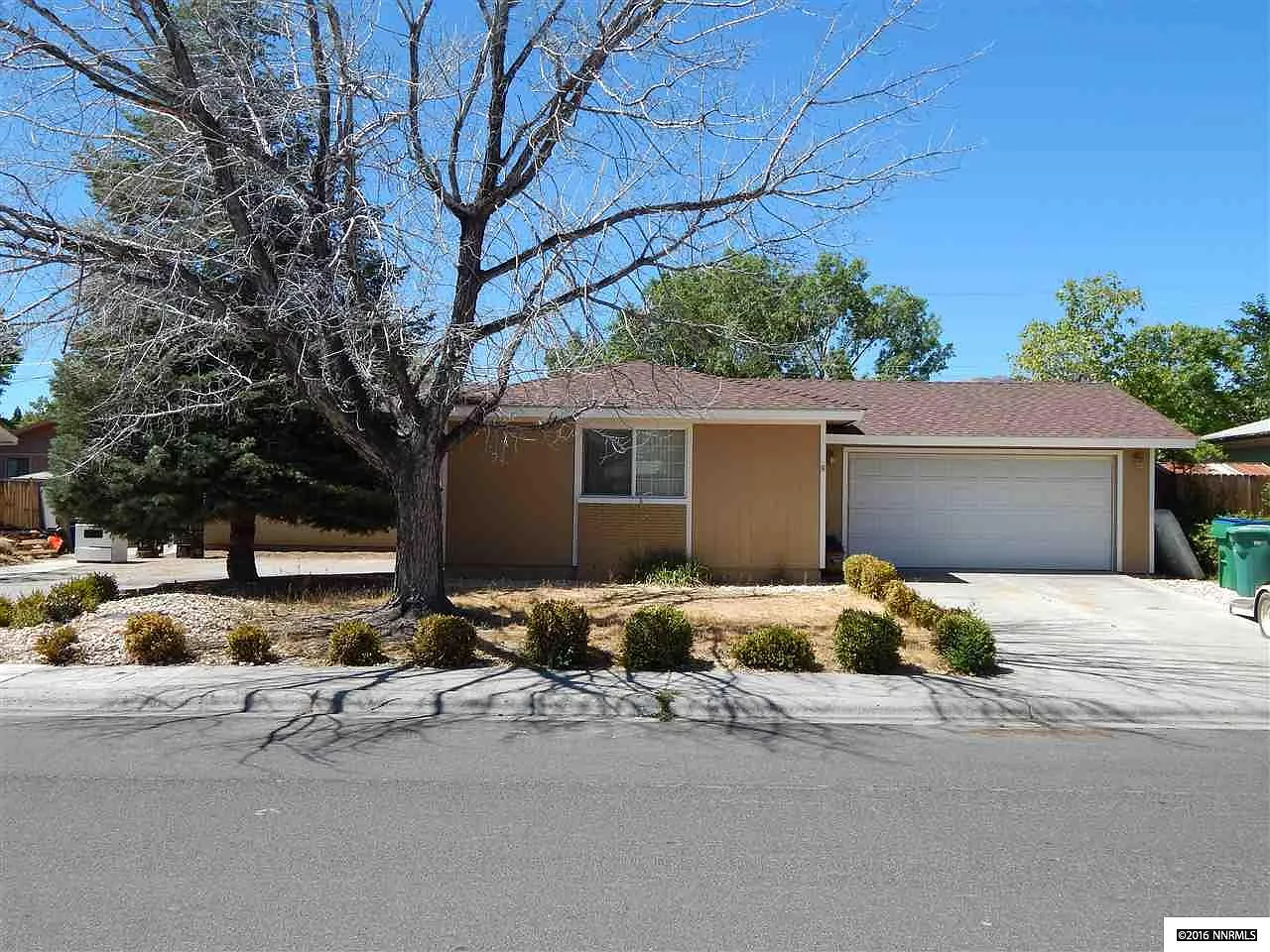 3050 Heights Dr photo 1