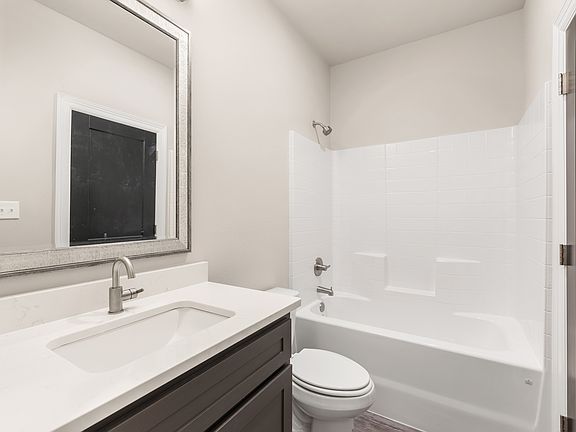 5th image of 501 Aurora Ct #4ca08b11d