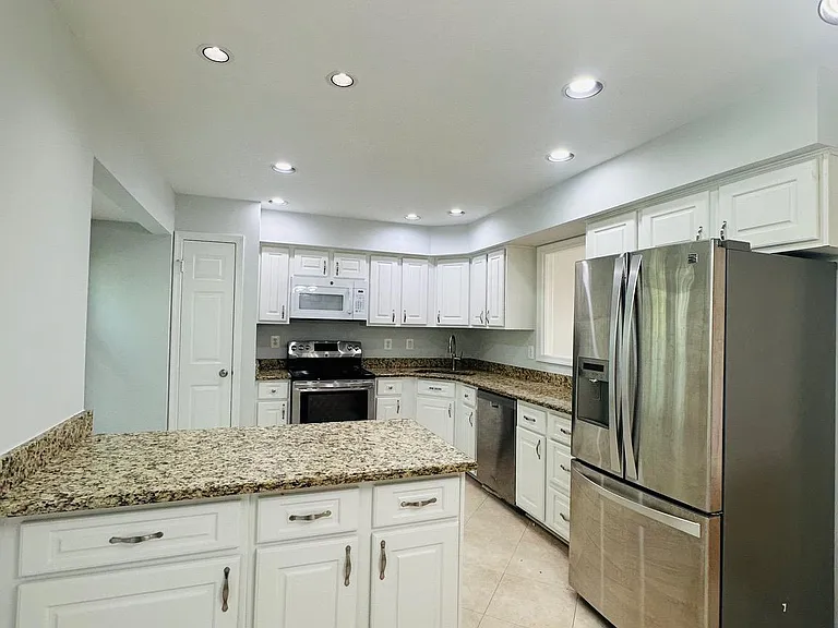 5178 Kimscott Ct — Photo 6