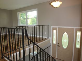 6656 Jonquil Way N, Maple Grove, MN 55369