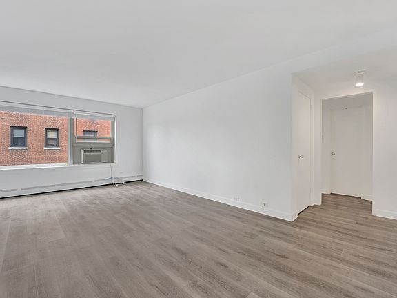 4th image of 4920 N Marine Dr APT 306