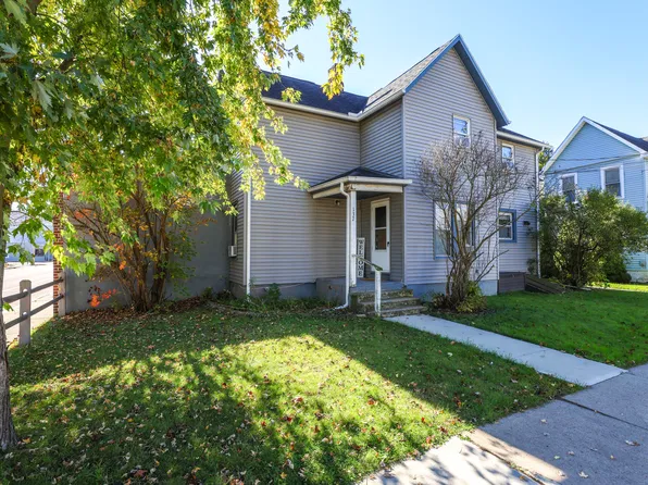 137 Bridge St, Corning, NY