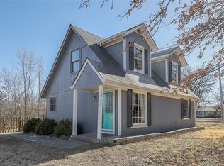19795 Vine St, Stilwell, KS 66085