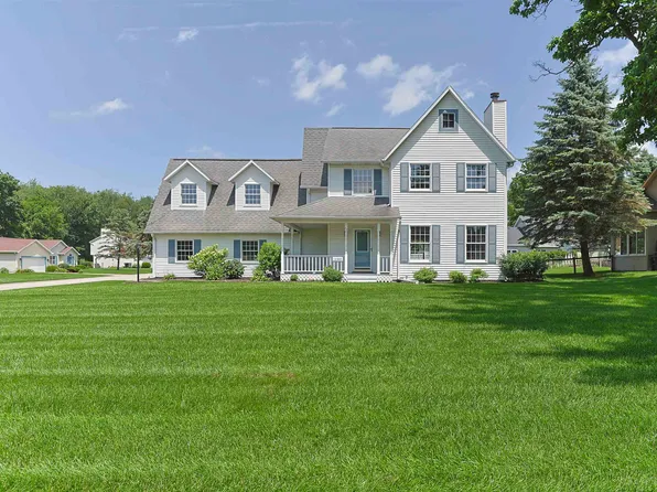 12385 Settlers Cove Ct, Granger, IN 46530