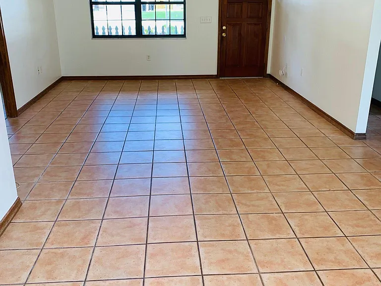 270 Emerson Dr NW — Photo 13