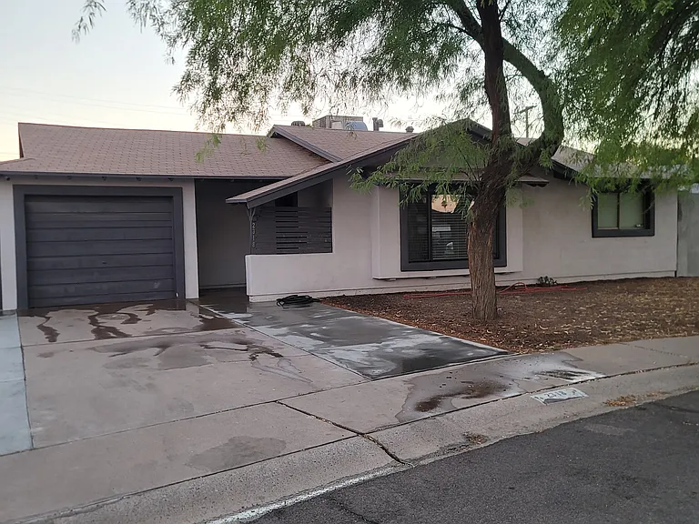 2318 N 84th Pl — Photo 65