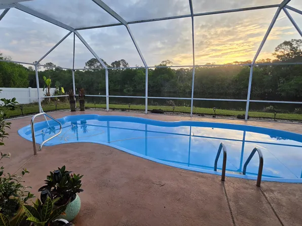 6170 Del Rio Dr, Port Orange, FL 32127