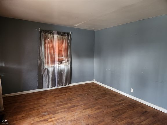 3rd image of 247-249 S Emerson Ave