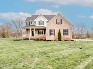 6805 Chimney Hill Rd, Crestwood, KY 40014