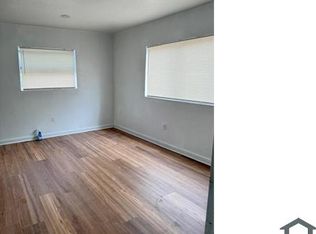 350 NE 125th St, North Miami, FL 33161