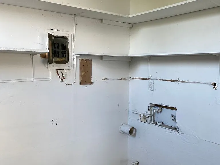 406 Harper Ln — Photo 3