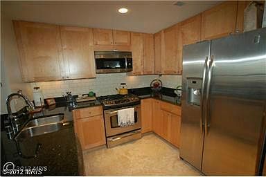 2nd image of 5 Park Pl APT 422
