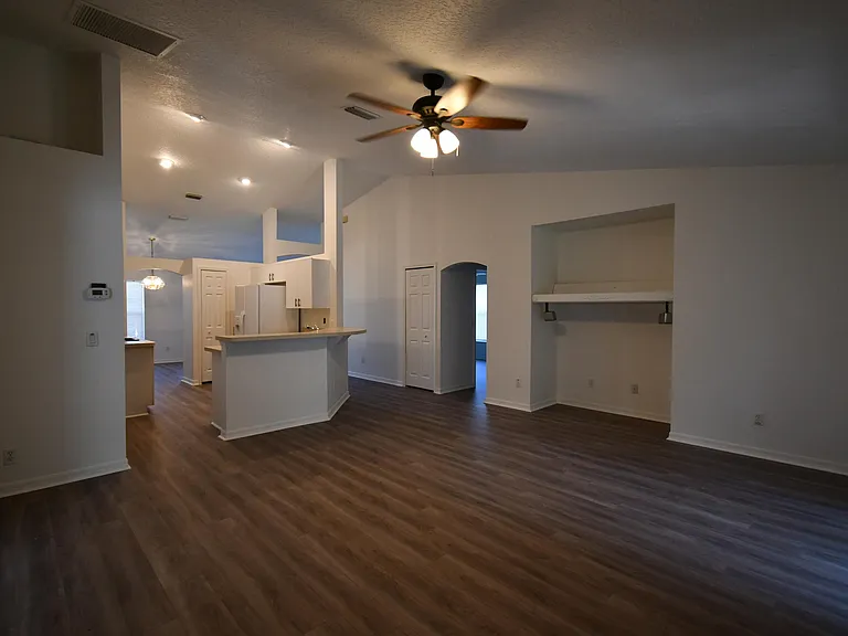 2547 SW Kenilworth St — Photo 5