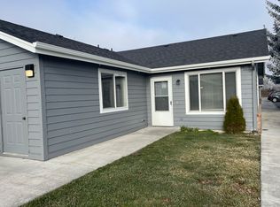 2001 SW Salmon Ave #5, Redmond, OR 97756