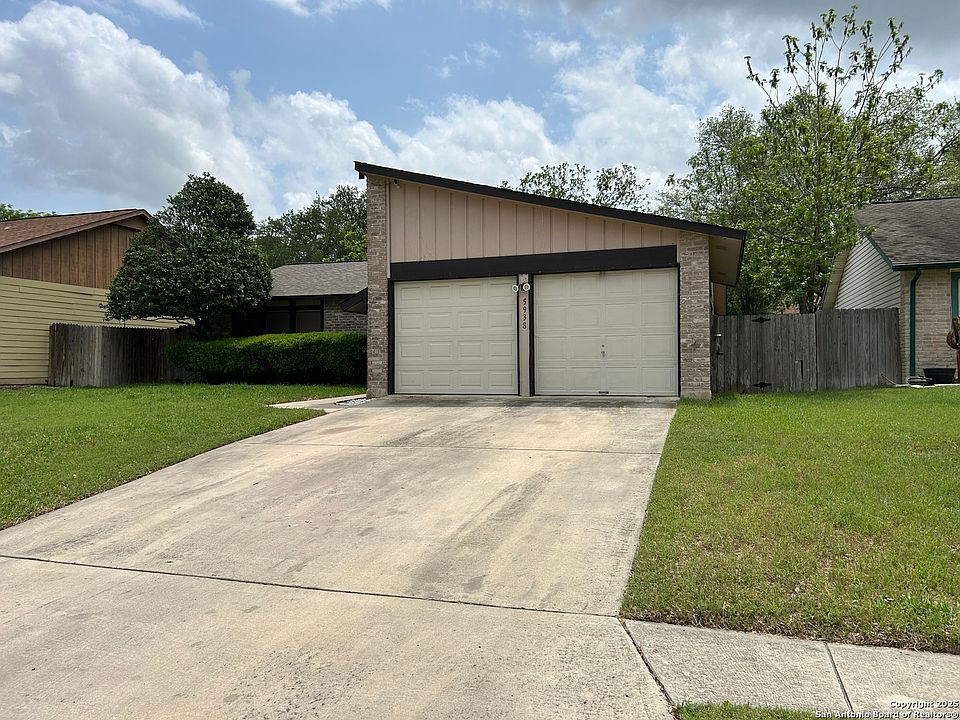 5938 Kissing Oak St, San Antonio, TX 78247 | Zillow