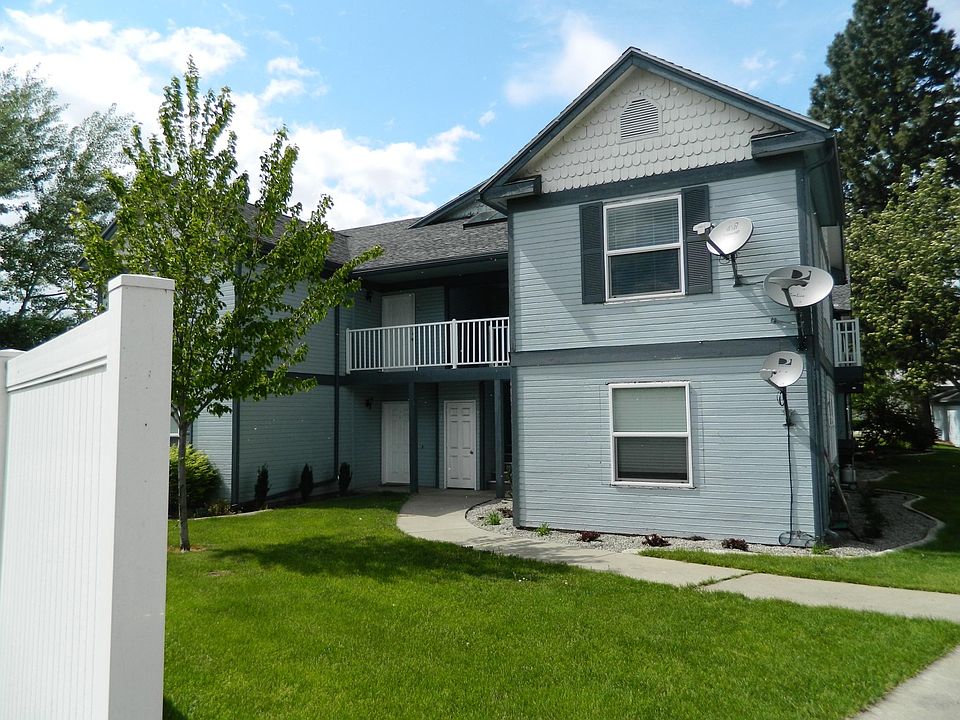 1st image of 8010 N Loch Haven Dr APT 2