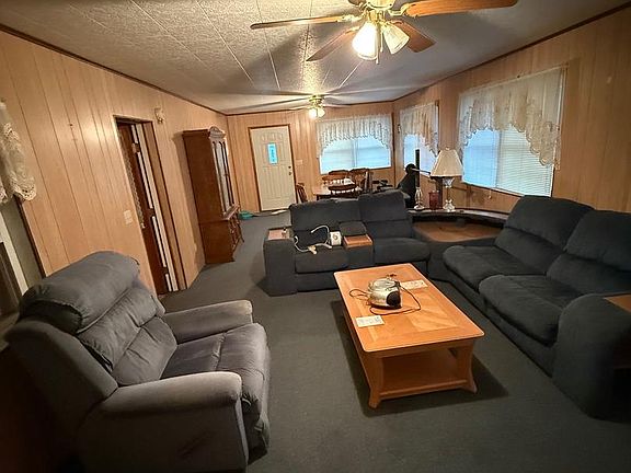 3rd image of 11493 Ross Ln