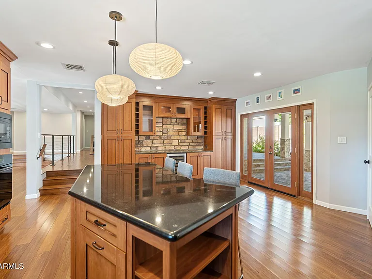 2054 E Rancho Dr — Photo 18