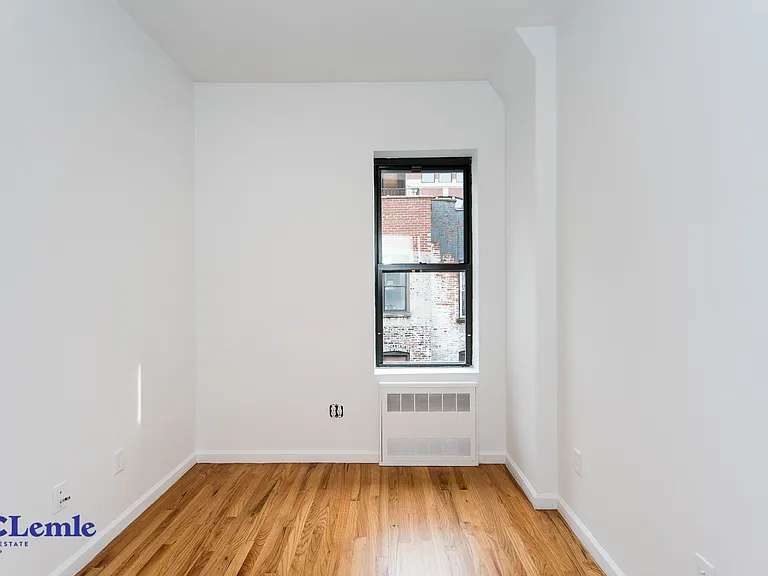 141 E 26th St #6D — Photo 7