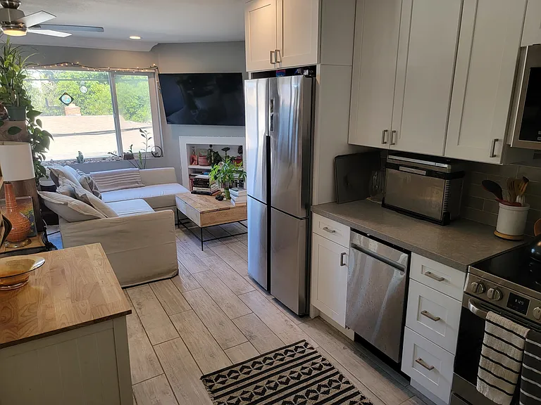 840 Turquoise St #216 — Photo 2