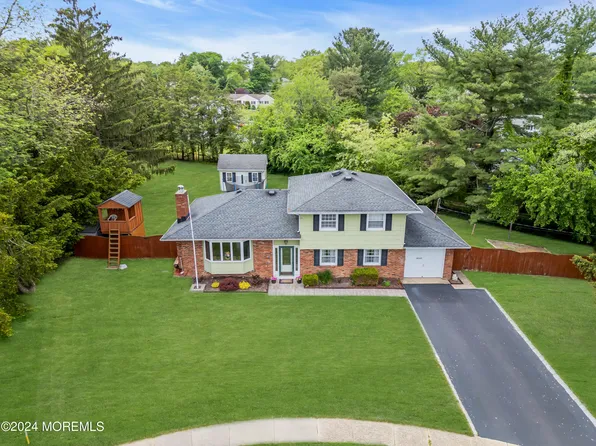 6 Westbrook Circle, Howell, NJ 07731