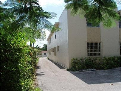 1st image of 5814 NE 4th Ct #15677217