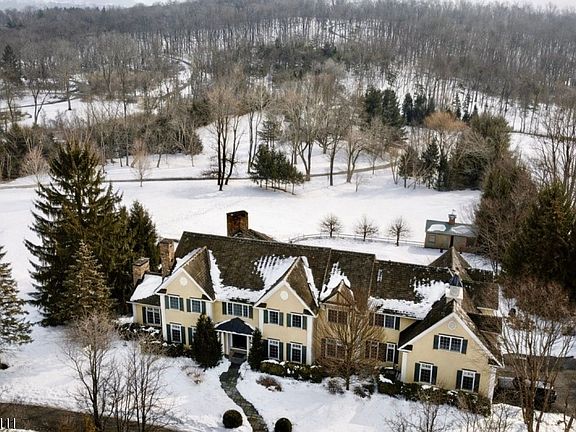 2nd image of 89-91 Mosle Rd