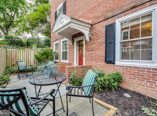 3303 S Wakefield St, Arlington, VA 22206