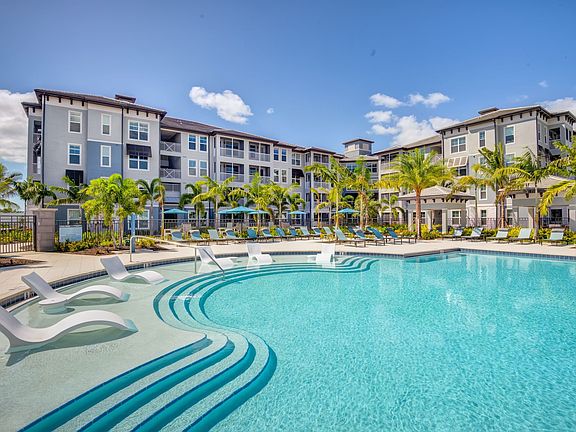 2nd image of 9851 Six Mile Cypress #2-303