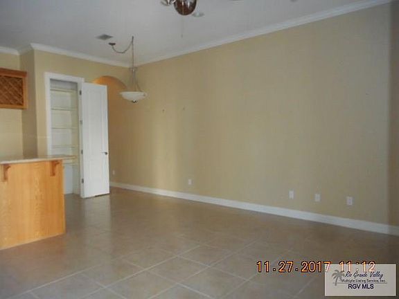 5th image of 131 E Saturn Ln #5