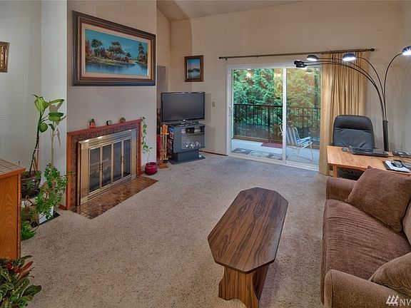 4th image of 14710 NE 50th Pl APT I5
