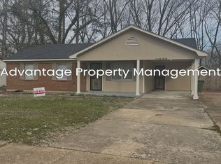 7020 Saddlebrook Dr, Millington, TN 38053