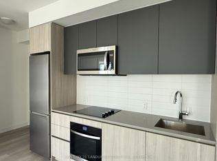 5858 Yonge St #722, Toronto, ON M2M 3T3