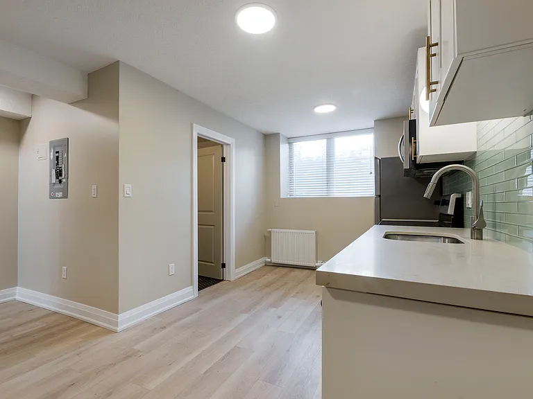 101 Margaret Ave — Photo 18