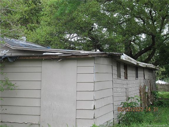 5th image of 403 S Storer Ave