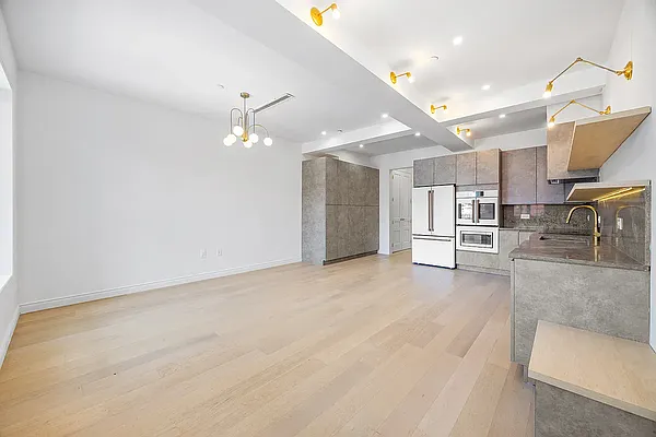 Rented by Gazal International Brokerage Group | media 4