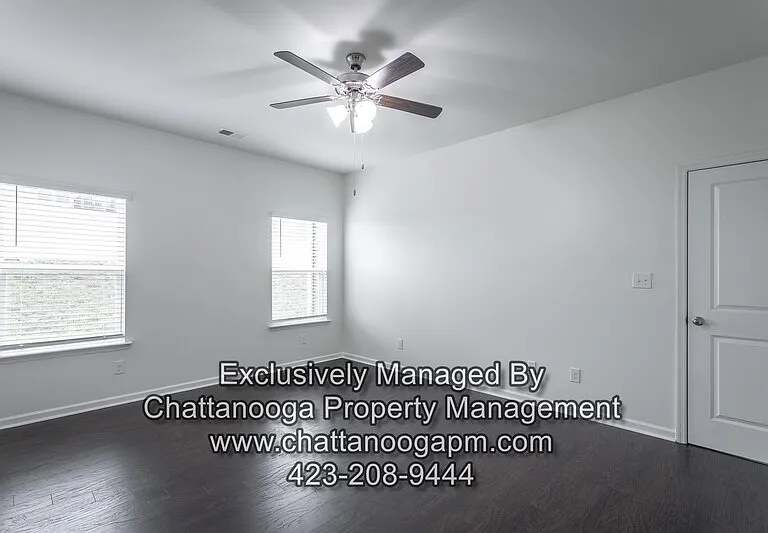 9807 Ramble Brook Ln — Photo 33