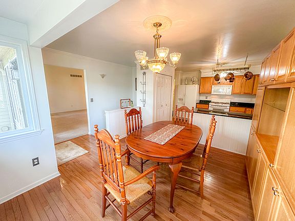 4th image of 29152 Roycroft St