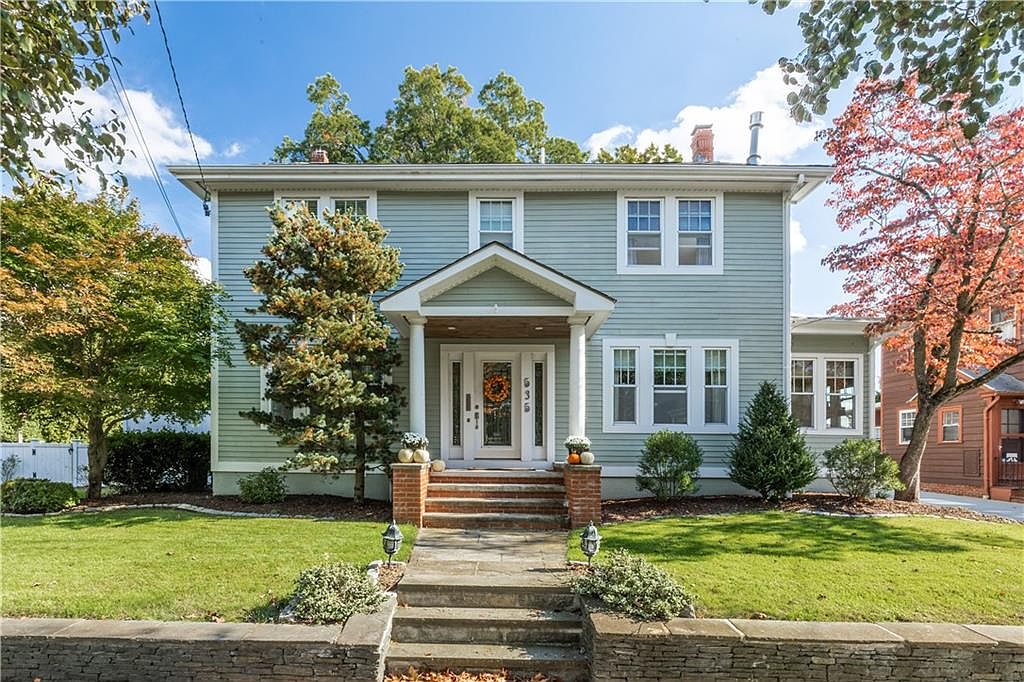 535 Wayland Ave, Providence, RI 02906 Zillow