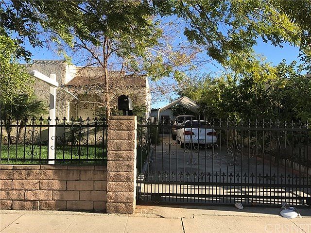 2nd image of 13148 Mercer St