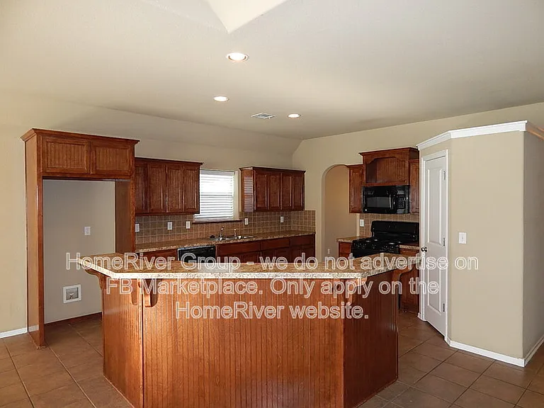 3520 W 106th St S — Photo 2