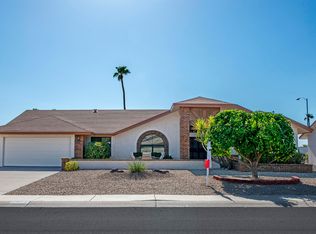 17622 N Desert Glen Dr, Sun City West, AZ 85375