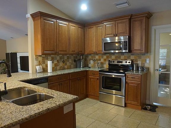 3rd image of 6025 Pitch Pine Dr