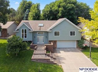 15523 Hamilton St, Omaha, NE 68154