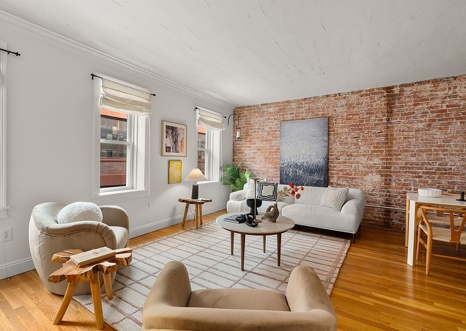 1st image of 156 Prince St APT 11