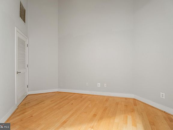 5th image of 1701 Kalorama Rd NW APT 312